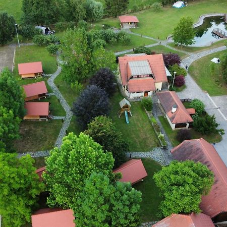 Apartments Kamp Podgrad Vransko Exteriér fotografie